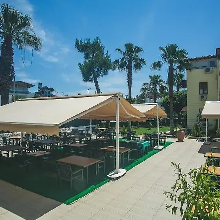 Dinara Garden Hotel 3*