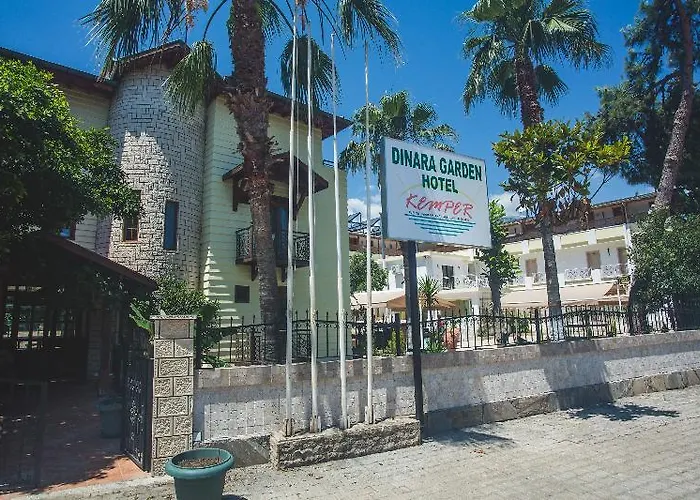 Ξενοδοχείο Dinara Garden 3*