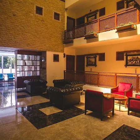 Hotell Dinara Garden