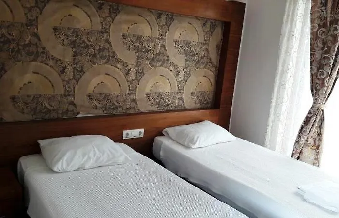 Dinara Garden 3*